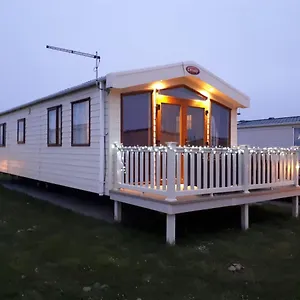M78 2 Bedroom, 4 Berth Luxury Mini Lodge Kingston upon Hull